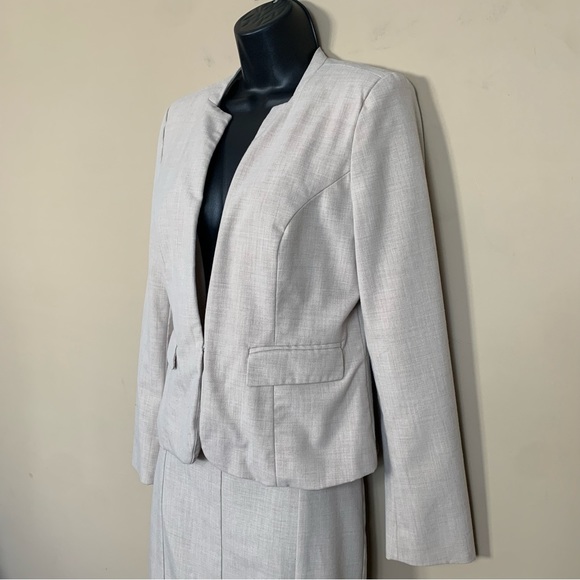 Worthington Crosshatch Light Tan Skirt Suit Set - Picture 3 of 15